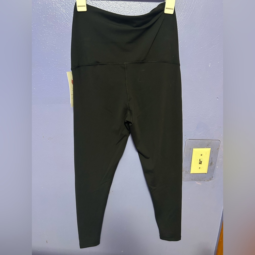 Isabel Postpartum Leggings by Ingrid & Isabel Black Leggings